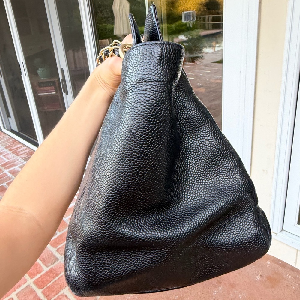 Chanel Caviar Quilted Petit Timeless Tote PTT Black - Picture 7 of 14